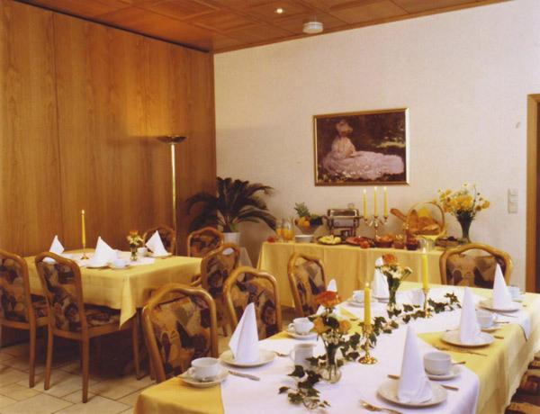 Hotel Zur Waage باد مونستريفل المظهر الخارجي الصورة